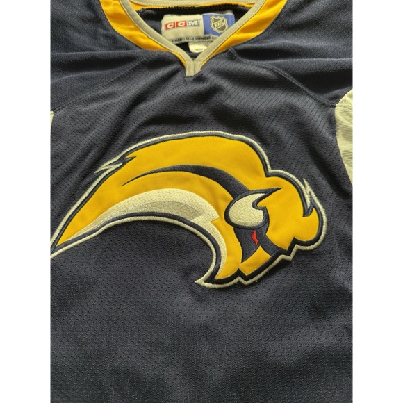 Ryan‎ Miller Buffalo Sabres Hockey Jersey CCM Size Youth L/XL Sewn - Picture 4 of 9